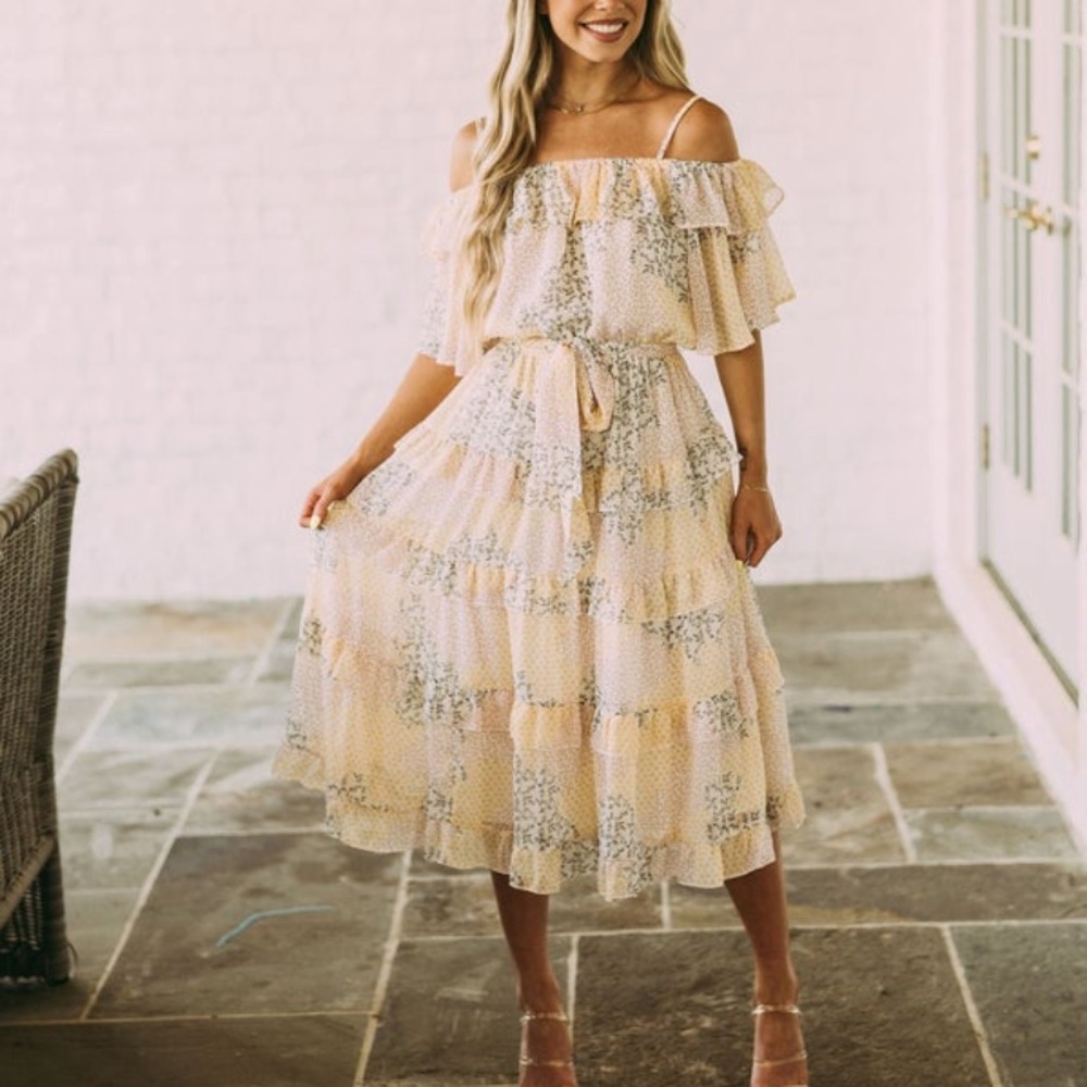 NWT. Floral Dress
